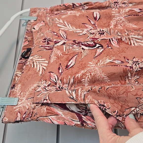 Tahari Linnen Wide Leg Crop Tropical Bird Pants 23" Inseam - Picture 5 of 8